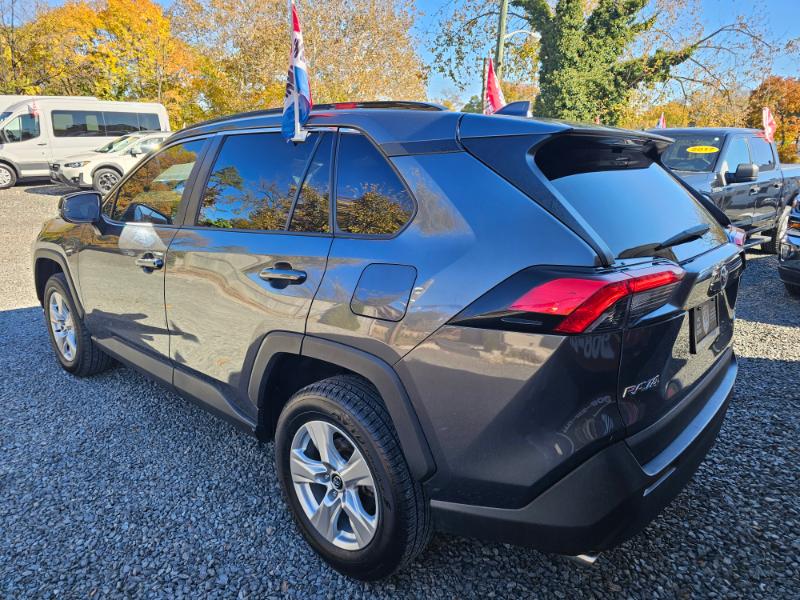 Toyota RAV4 XLE AWD 2021 Toyota RAV4 XLE AWD 2021