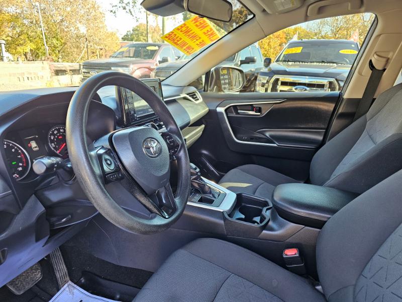 Toyota RAV4 XLE AWD 2021 Toyota RAV4 XLE AWD 2021