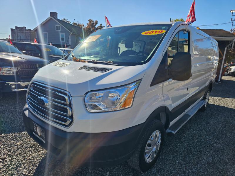 Ford Transit 250 Van Low Roof w/Sliding Pass. 130-in. WB 2019 Ford Transit 250 Van Low Roof w/Sliding Pass. 130-in. WB 2019