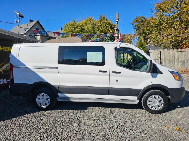 Ford Transit 250 Van Low Roof w/Sliding Pass. 130-in. WB 2019 Ford Transit 250 Van Low Roof w/Sliding Pass. 130-in. WB 2019