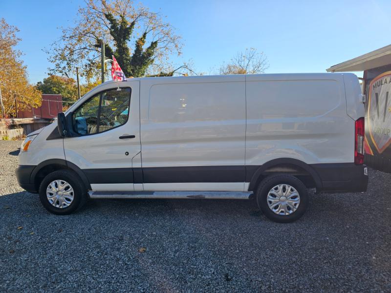 Ford Transit 250 Van Low Roof w/Sliding Pass. 130-in. WB 2019 Ford Transit 250 Van Low Roof w/Sliding Pass. 130-in. WB 2019