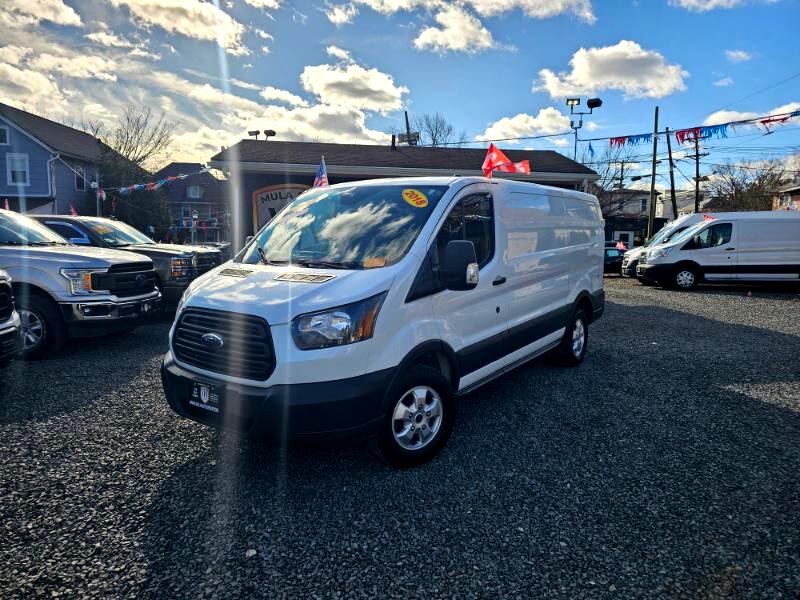 Ford Transit 250 Van Low Roof w/Sliding Pass. 130-in. WB 2018