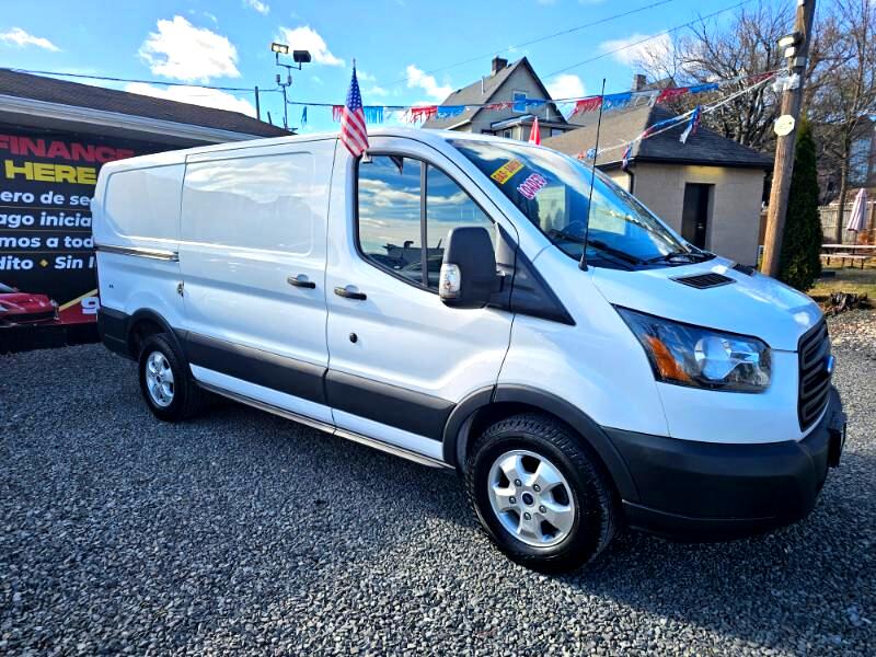 Ford Transit 250 Van Low Roof w/Sliding Pass. 130-in. WB 2018