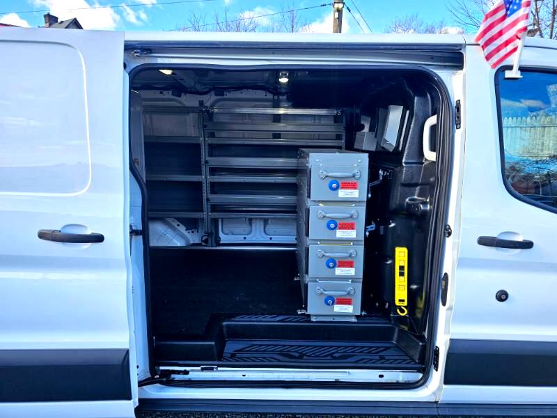 Ford Transit 250 Van Low Roof w/Sliding Pass. 130-in. WB 2018