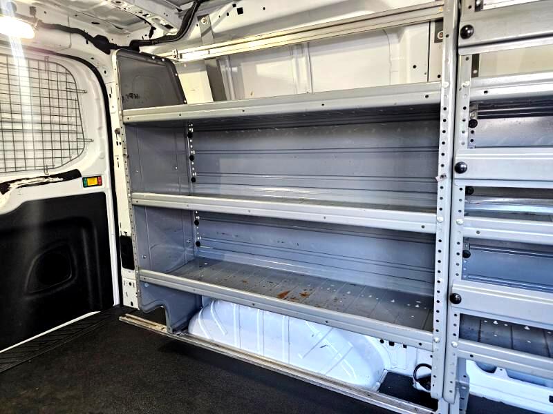 Ford Transit 250 Van Low Roof w/Sliding Pass. 130-in. WB 2018