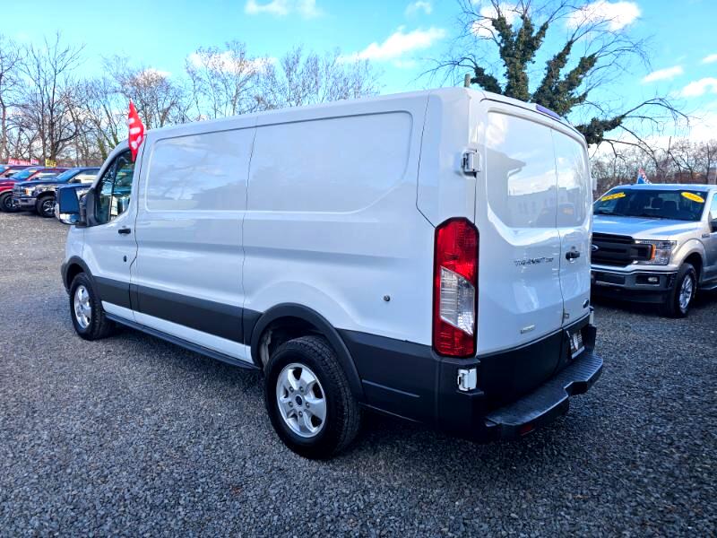 Ford Transit 250 Van Low Roof w/Sliding Pass. 130-in. WB 2018