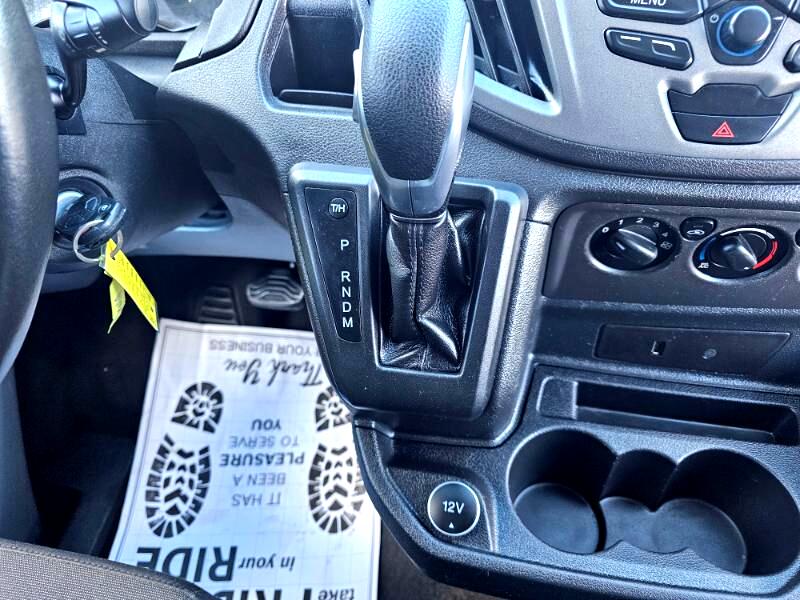 Ford Transit 250 Van Low Roof w/Sliding Pass. 130-in. WB 2018