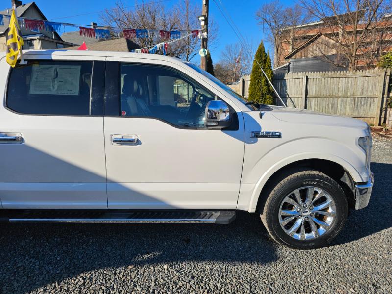 Ford F-150 Lariat SuperCrew 5.5-ft. Bed 4WD 2016