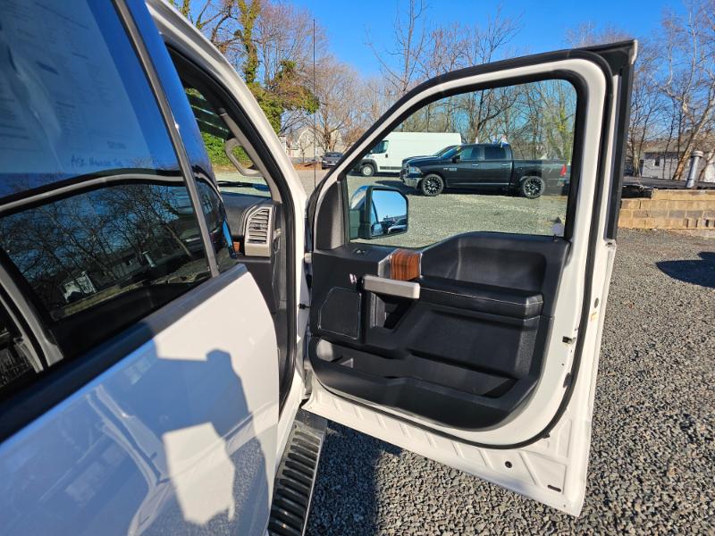 Ford F-150 Lariat SuperCrew 5.5-ft. Bed 4WD 2016