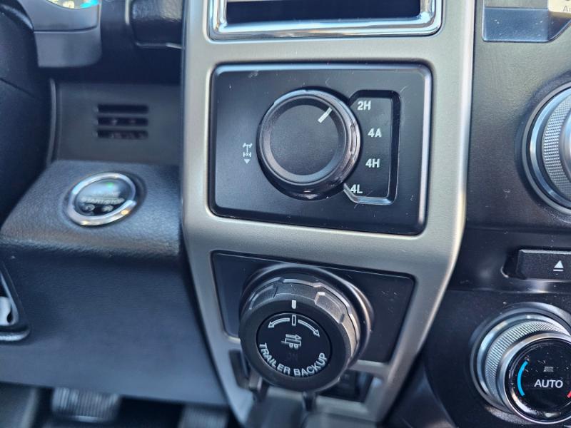 Ford F-150 Lariat SuperCrew 5.5-ft. Bed 4WD 2016