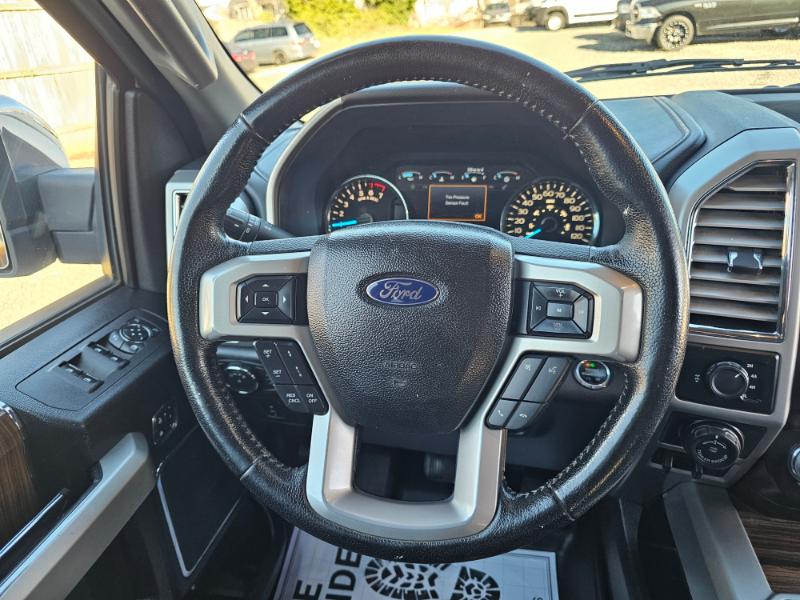 Ford F-150 Lariat SuperCrew 5.5-ft. Bed 4WD 2016