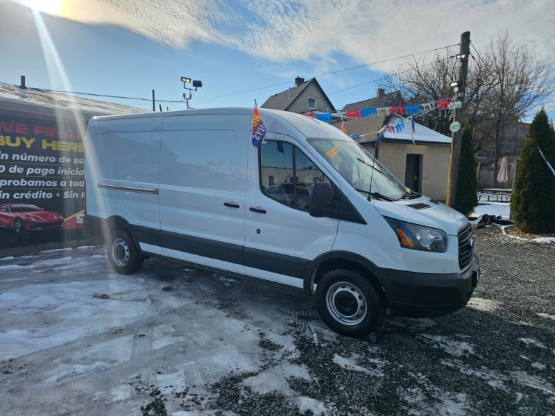 Ford Transit 250 Van Med. Roof w/Sliding Pass. 148-in. WB 2018