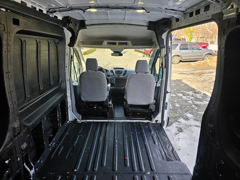 Ford Transit 250 Van Med. Roof w/Sliding Pass. 148-in. WB 2018