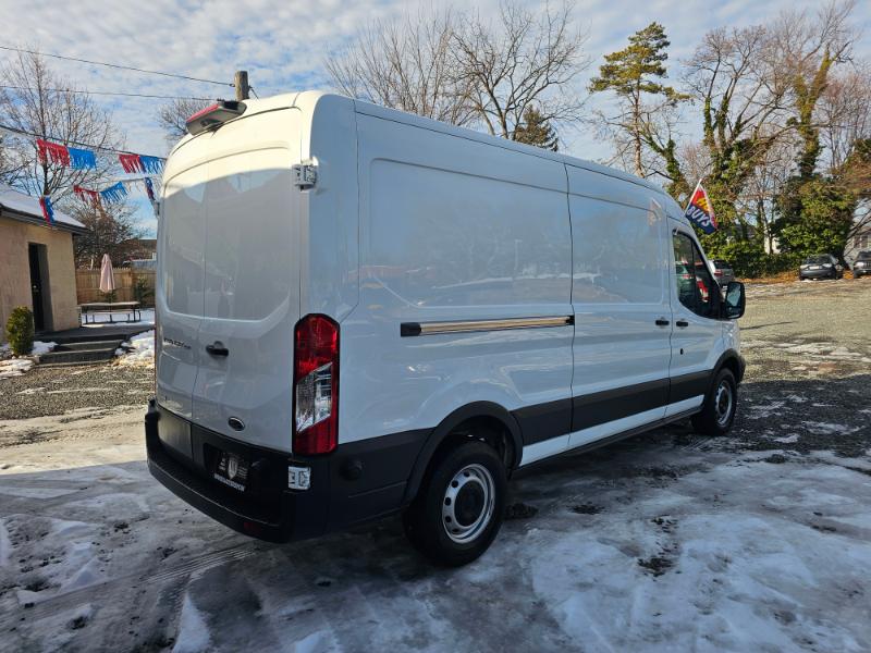 Ford Transit 250 Van Med. Roof w/Sliding Pass. 148-in. WB 2018