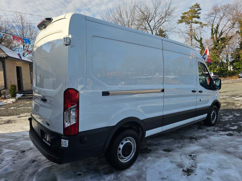 Ford Transit 250 Van Med. Roof w/Sliding Pass. 148-in. WB 2018