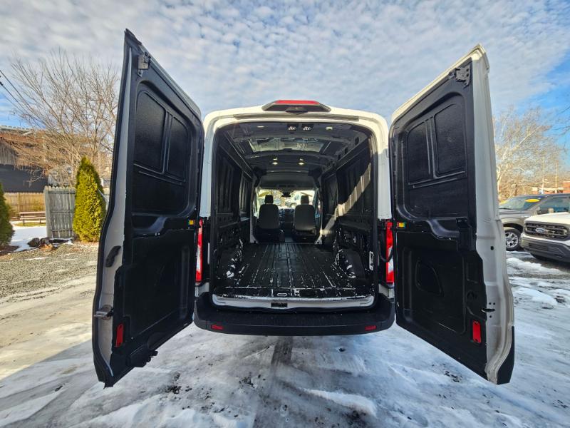 Ford Transit 250 Van Med. Roof w/Sliding Pass. 148-in. WB 2018