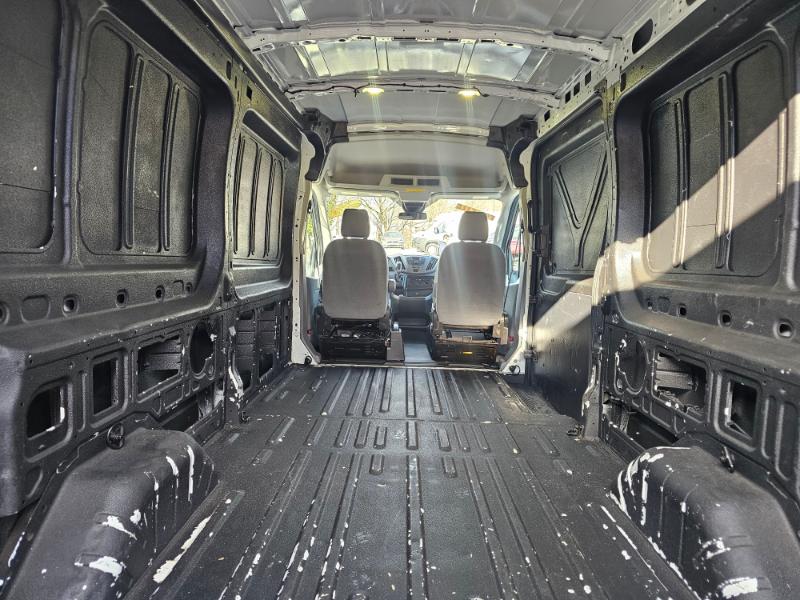 Ford Transit 250 Van Med. Roof w/Sliding Pass. 148-in. WB 2018