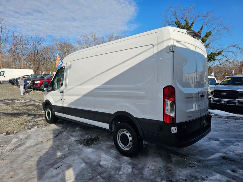 Ford Transit 250 Van Med. Roof w/Sliding Pass. 148-in. WB 2018