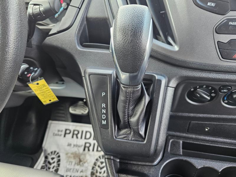 Ford Transit 250 Van Med. Roof w/Sliding Pass. 148-in. WB 2018