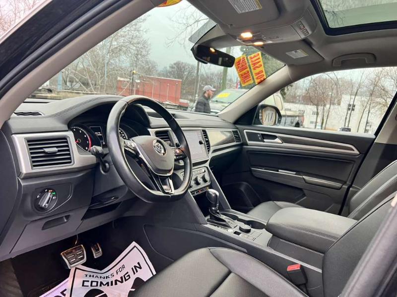 Volkswagen Atlas V6 SE w/Technology R-Line 4MOTION 2019