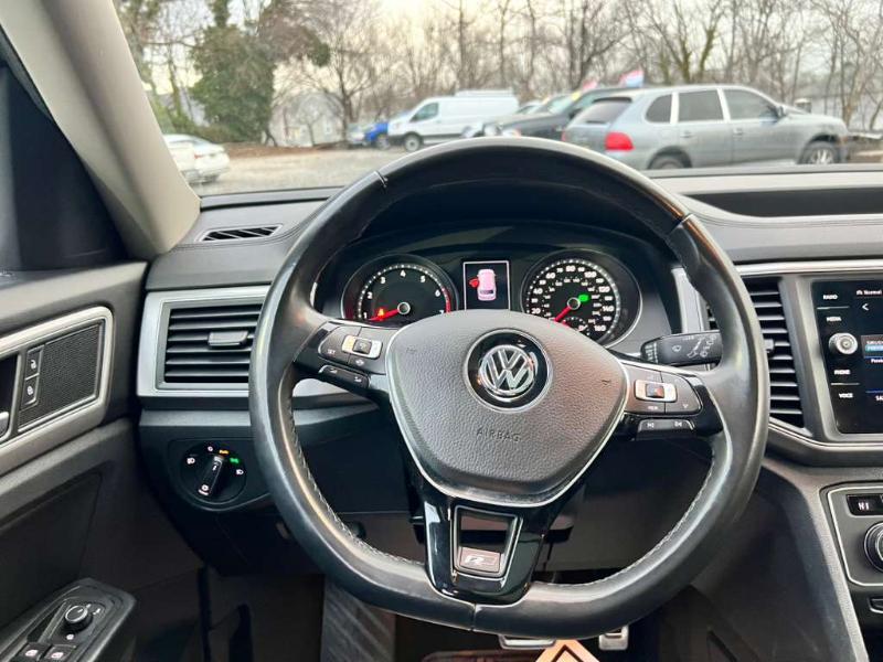 Volkswagen Atlas V6 SE w/Technology R-Line 4MOTION 2019