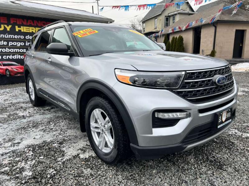 Ford Explorer XLT AWD 2022