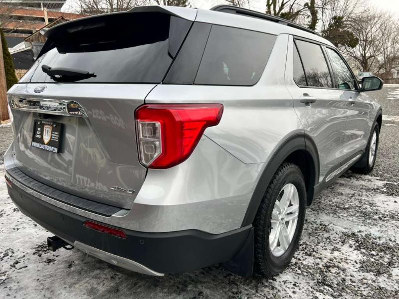 Ford Explorer XLT AWD 2022