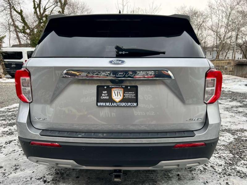 Ford Explorer XLT AWD 2022