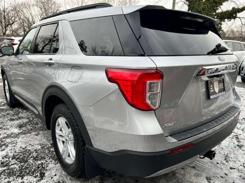 Ford Explorer XLT AWD 2022