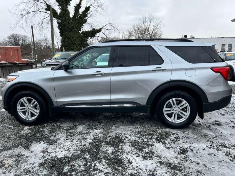 Ford Explorer XLT AWD 2022