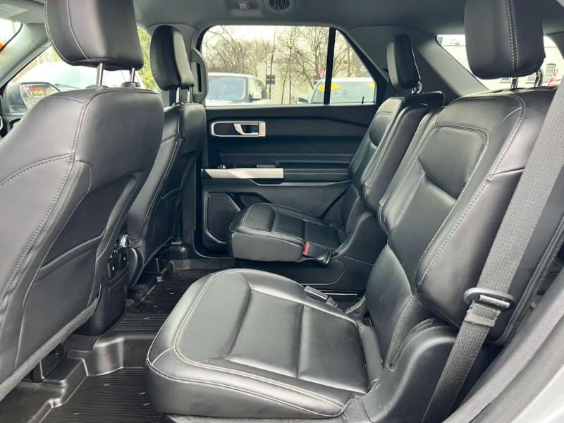 Ford Explorer XLT AWD 2022