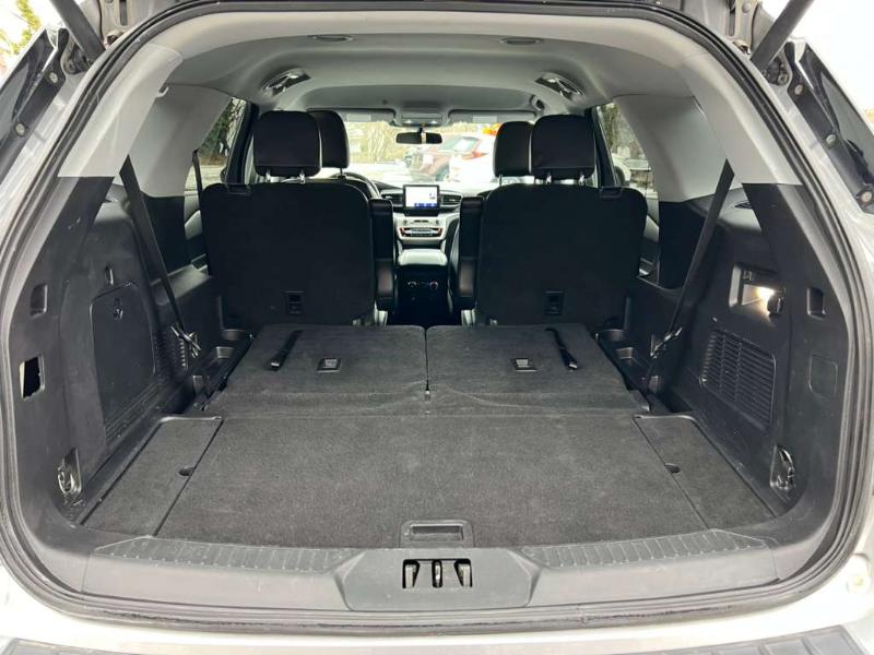 Ford Explorer XLT AWD 2022