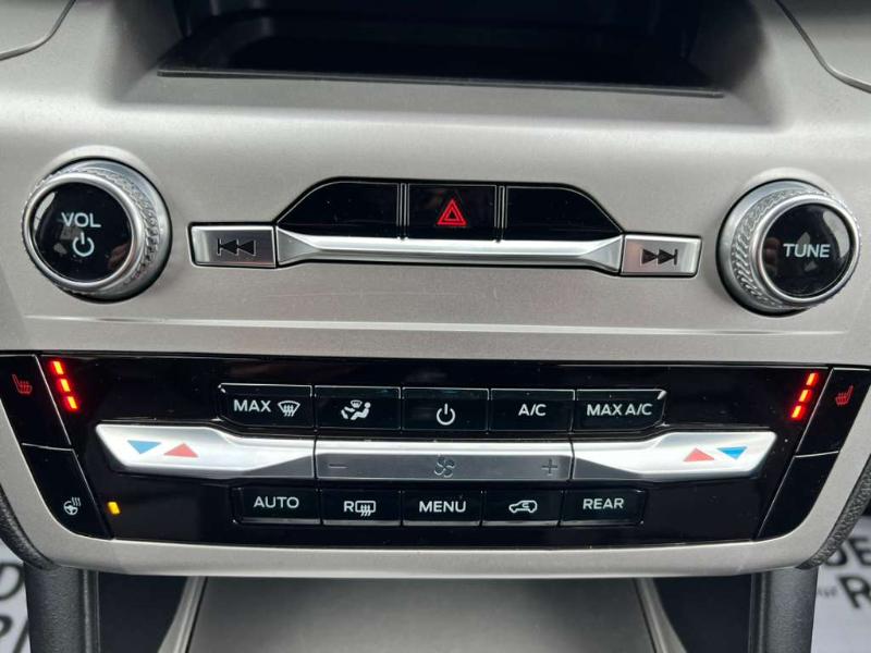 Ford Explorer XLT AWD 2022