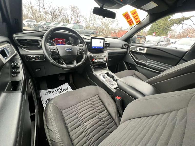 Ford Explorer XLT AWD 2020