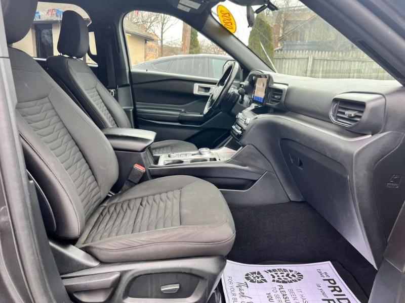 Ford Explorer XLT AWD 2020