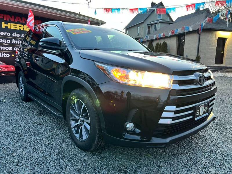 Toyota Highlander XLE AWD V6 2019