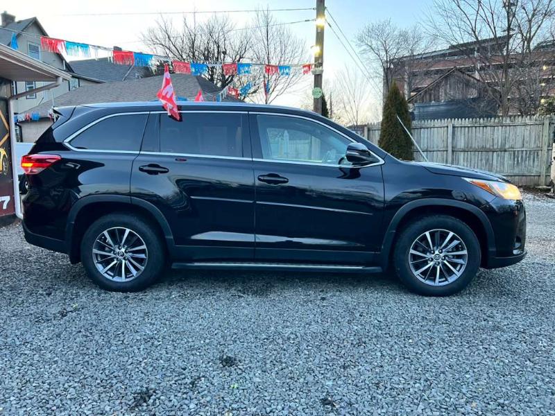 Toyota Highlander XLE AWD V6 2019