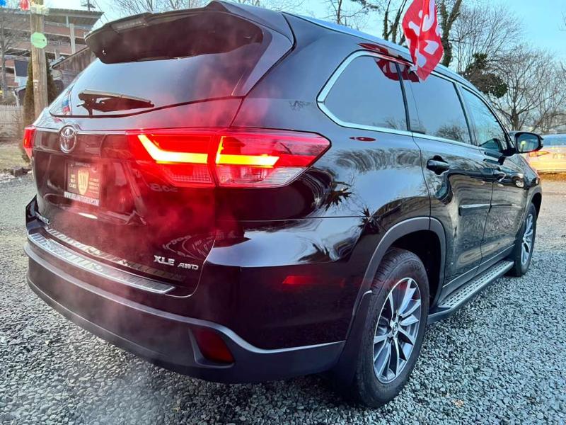 Toyota Highlander XLE AWD V6 2019