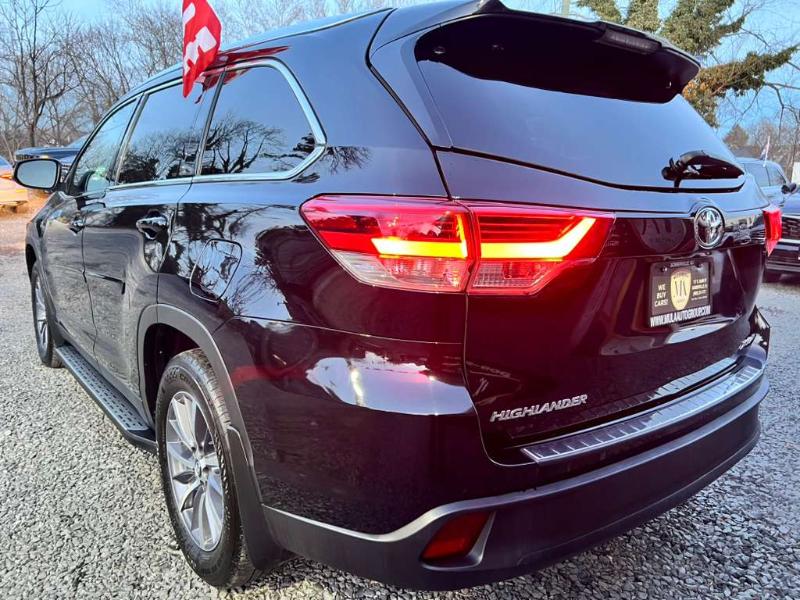 Toyota Highlander XLE AWD V6 2019