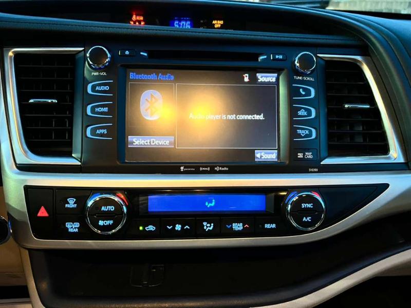 Toyota Highlander XLE AWD V6 2019