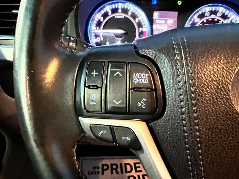 Toyota Highlander XLE AWD V6 2019