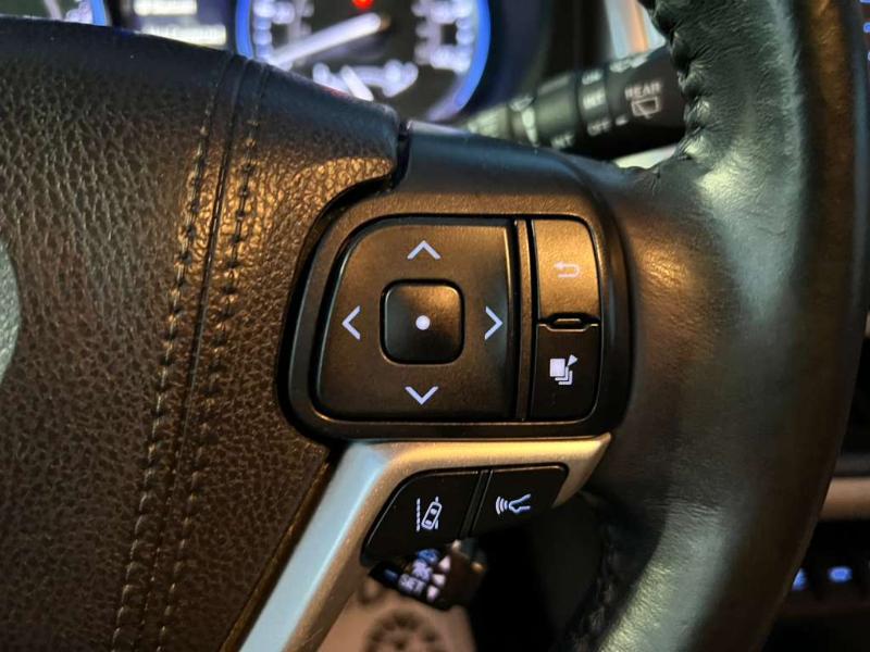 Toyota Highlander XLE AWD V6 2019