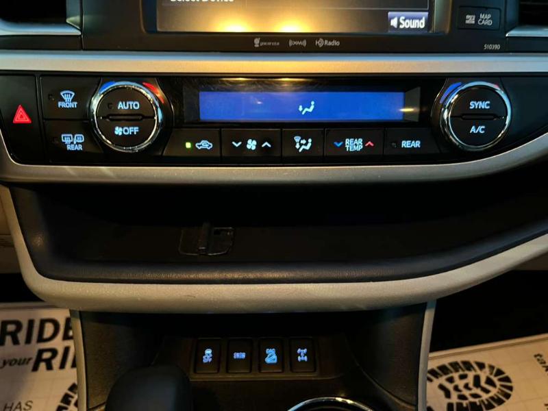 Toyota Highlander XLE AWD V6 2019