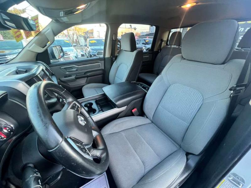 RAM 1500 Big Horn Crew Cab SWB 4WD 2019