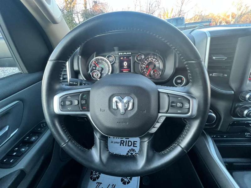 RAM 1500 Big Horn Crew Cab SWB 4WD 2019