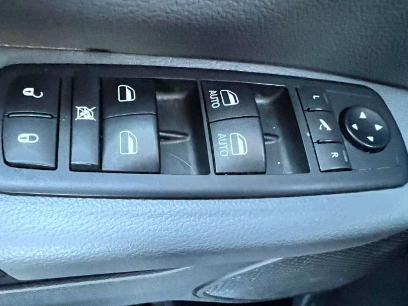 RAM 1500 Big Horn Crew Cab SWB 4WD 2019