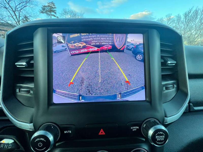 RAM 1500 Big Horn Crew Cab SWB 4WD 2019