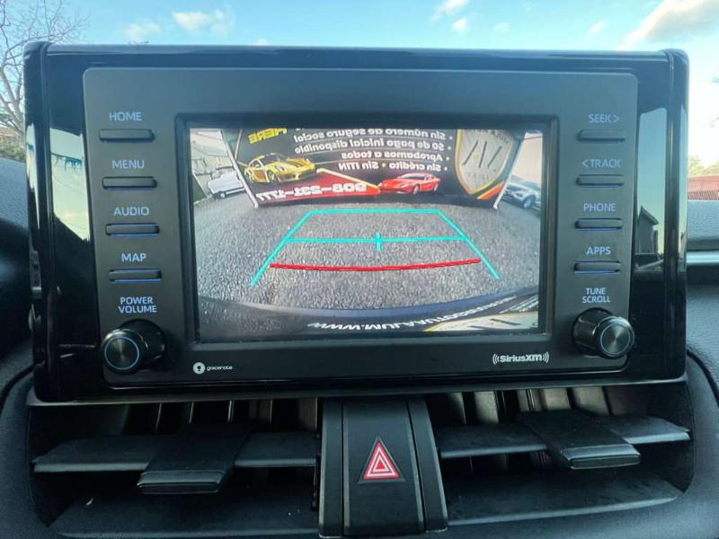 Toyota RAV4 LE AWD 2020