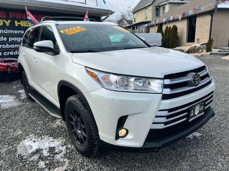 Toyota Highlander XLE AWD V6 2019
