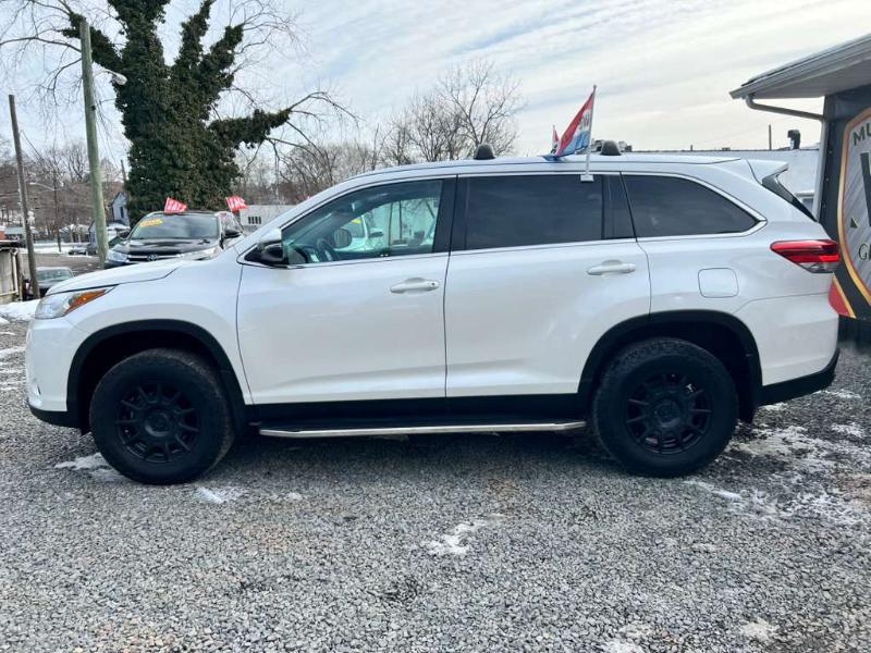 Toyota Highlander XLE AWD V6 2019